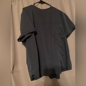 Scrubstar: Scrub top. Size: Gray. 3XL. Used.